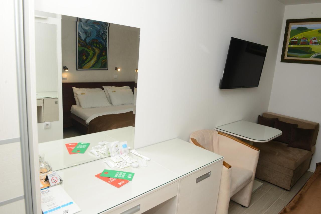 Hotel Sunce Kraljevo Buitenkant foto