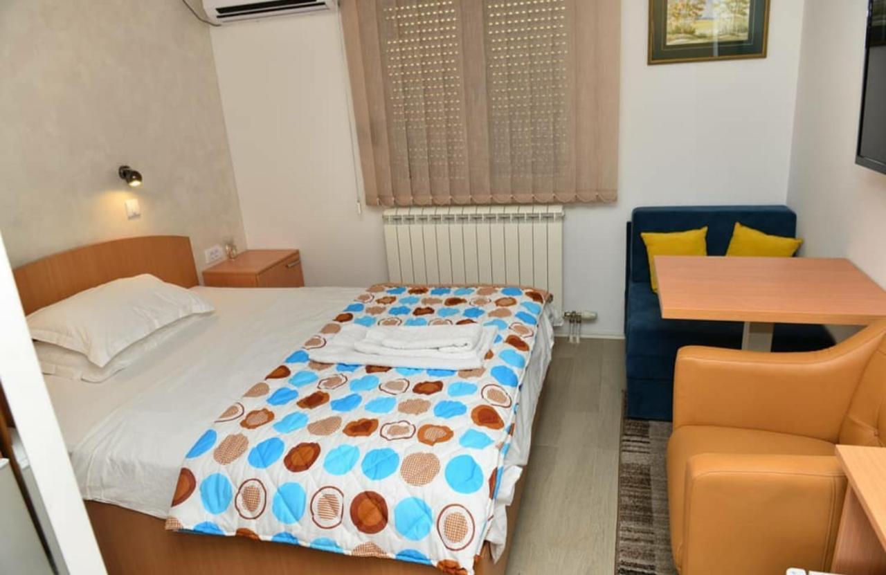 Hotel Sunce Kraljevo Buitenkant foto