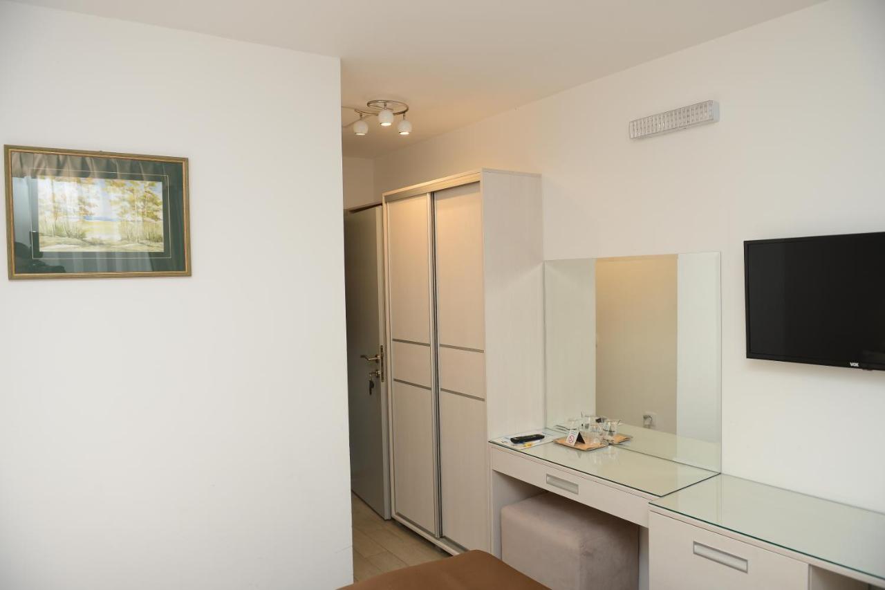 Hotel Sunce Kraljevo Buitenkant foto