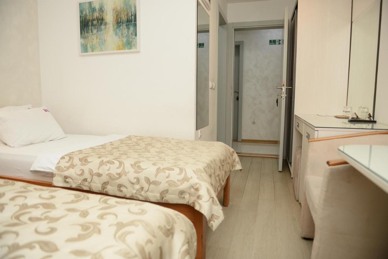 Hotel Sunce Kraljevo Buitenkant foto